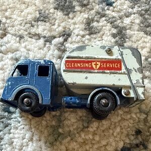 Vintage 1964 Lesney Matchbox  Blue and Gray Metal Toy Garbage Truck